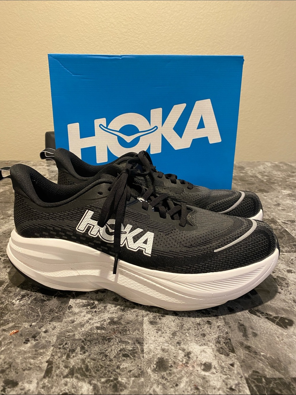 HOKA Skyflow Wide, Men’s 9.5 Wide